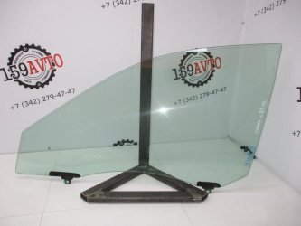 Стекло двери передней левой Toyota Camry XV30