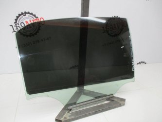 Стекло двери задней правой Toyota Corolla E150