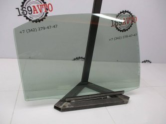 Стекло двери задней правой Toyota Camry XV40
