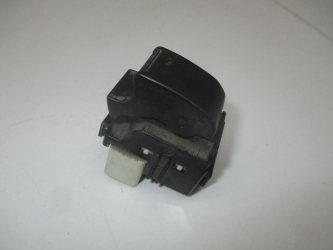 Кнопка стеклоподъемника Toyota Camry XV30
