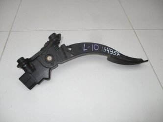 Педаль газа Mitsubishi Lancer 10 CY