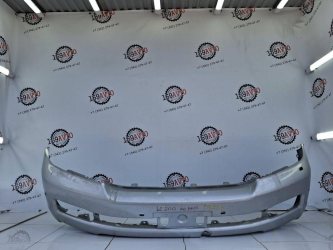 Бампер передний Toyota Land Cruiser J200