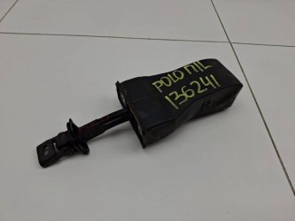 Ограничитель двери Volkswagen Polo 5