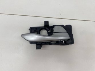 Ручка двери задней внутренняя правая Kia RIO 4 FB