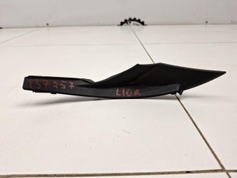 Накладка лобового стекла правая Mitsubishi Lancer 10 CY