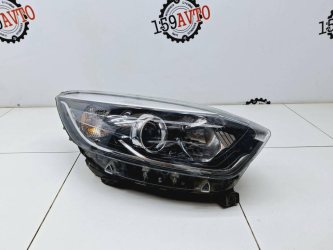Фара правая Renault Kaptur