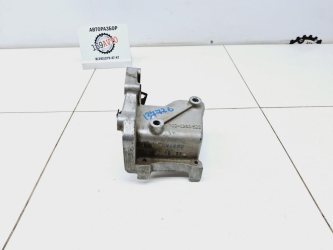 Кронштейн кондиционера Toyota Hilux 7 AN10, AN20, AN30