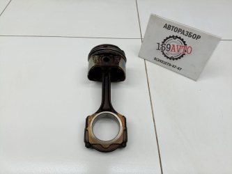 Поршень с шатуном Renault Fluence