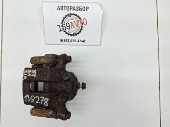 Суппорт задний правый Nissan X-Trail T31