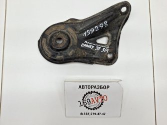 Кронштейн подрамника Toyota Camry XV30