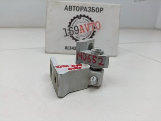 Петля двери Volkswagen Polo 5