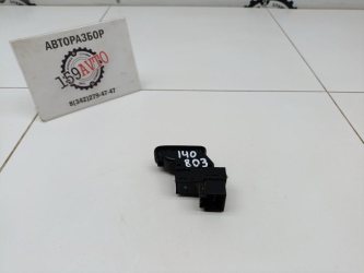 Кнопка стеклоподъемника Volkswagen Polo 5