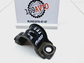 Кронштейн крепления переднего стабилизатора Ford Focus 3