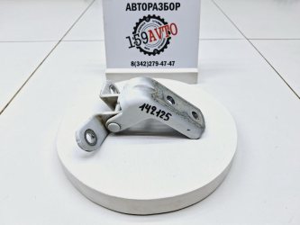 Петля двери передней правой верхняя Kia RIO 4 FB