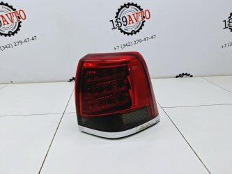 Фонарь задний наружный правый Toyota Land Cruiser J200