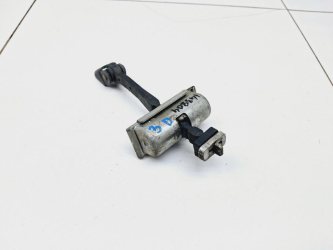 Ограничитель двери Opel Corsa D