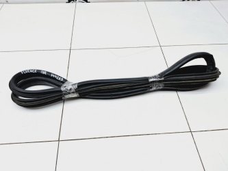 Уплотнитель двери Renault Fluence