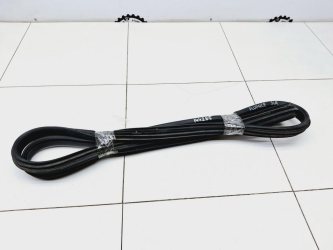 Уплотнитель двери Renault Fluence