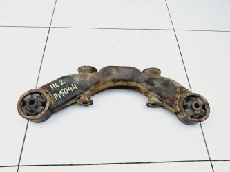 Кронштейн редуктора Toyota Highlander 2 XU40