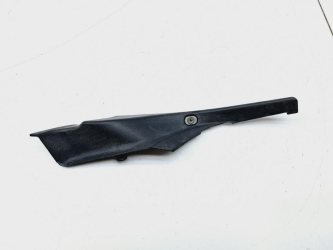 Накладка лобового стекла правая Mazda CX-7 ER