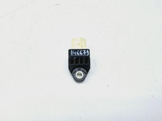 Датчик AIR BAG Toyota Highlander 2 XU40