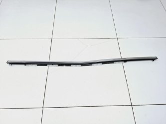Накладка стекла заднего левого Mazda CX-7 ER