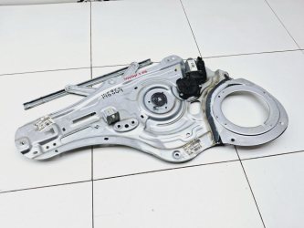 Стеклоподъемник передний левый Kia Sportage 3 SL