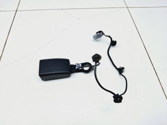 Ответная часть ремня безопасности Nissan Almera G15