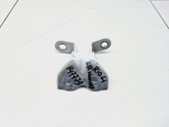 Петля двери передней правой нижняя Kia RIO 4 FB