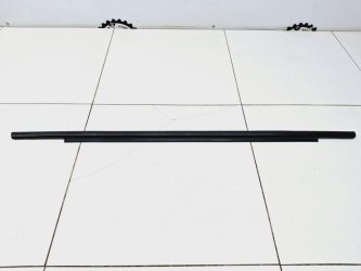 Накладка стекла заднего левого Mitsubishi ASX