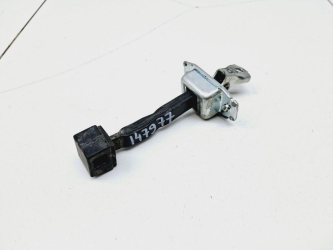 Ограничитель двери Mitsubishi ASX