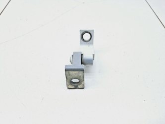 Петля двери Volkswagen Polo 5