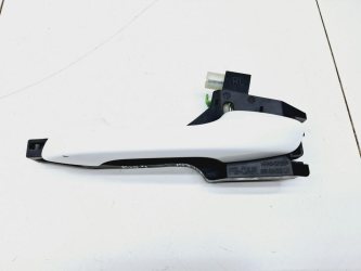 Ручка двери задней наружная левая Kia RIO 4 FB