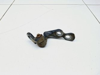 Петля двери передней правой нижняя Ford C-MAX 1