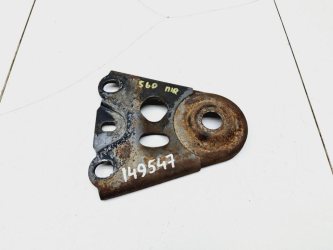 Кронштейн подрамника Volvo S60 1 P24