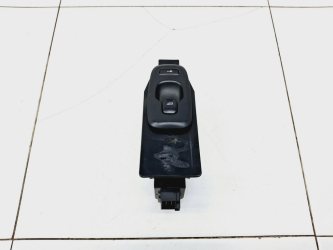 Кнопка стеклоподъемника Volvo S60 1 P24