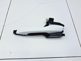 Ручка двери задней наружная левая Kia RIO 4 FB