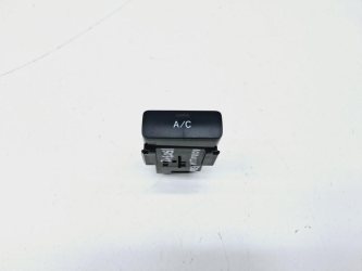 Кнопка кондиционера Toyota Corolla E120