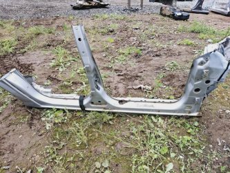 Порог со стойкой правый Opel Astra H