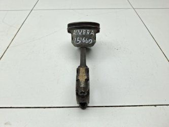 Поршень с шатуном Nissan Almera N16