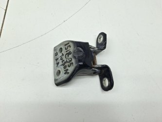 Петля двери задней правой верхняя Hyundai Tucson 1 JM