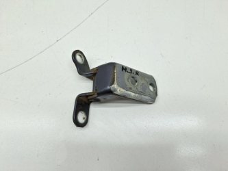 Петля двери задней правой нижняя Toyota Hilux 7 AN10, AN20, AN30