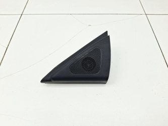 Крышка зеркала внутренняя левая Hyundai Elantra HD
