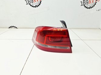 Фонарь задний наружный левый Volkswagen Passat B7
