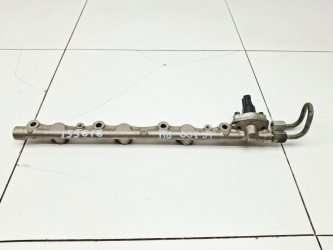 Рейка топливная Toyota Land Cruiser J300