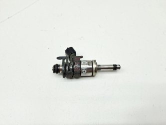 Форсунка топливная Toyota Land Cruiser J300