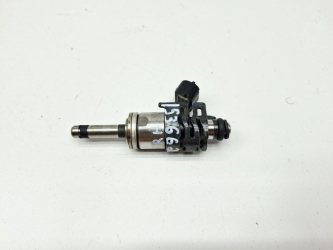 Форсунка топливная Toyota Land Cruiser J300