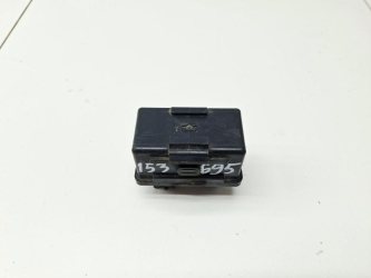 Реле стеклоочистителей Subaru Legacy B14, BM, BR