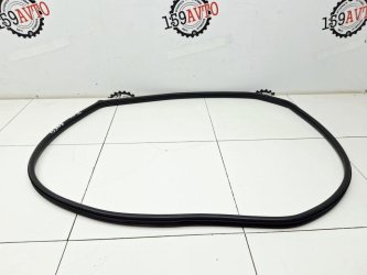 Уплотнитель двери Mazda 6 GH