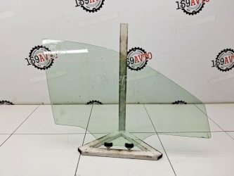 Стекло двери передней правой Subaru Impreza G12, GE, GH